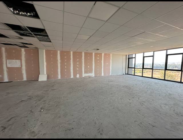 278M² OFFICE TO LET IN IRENE